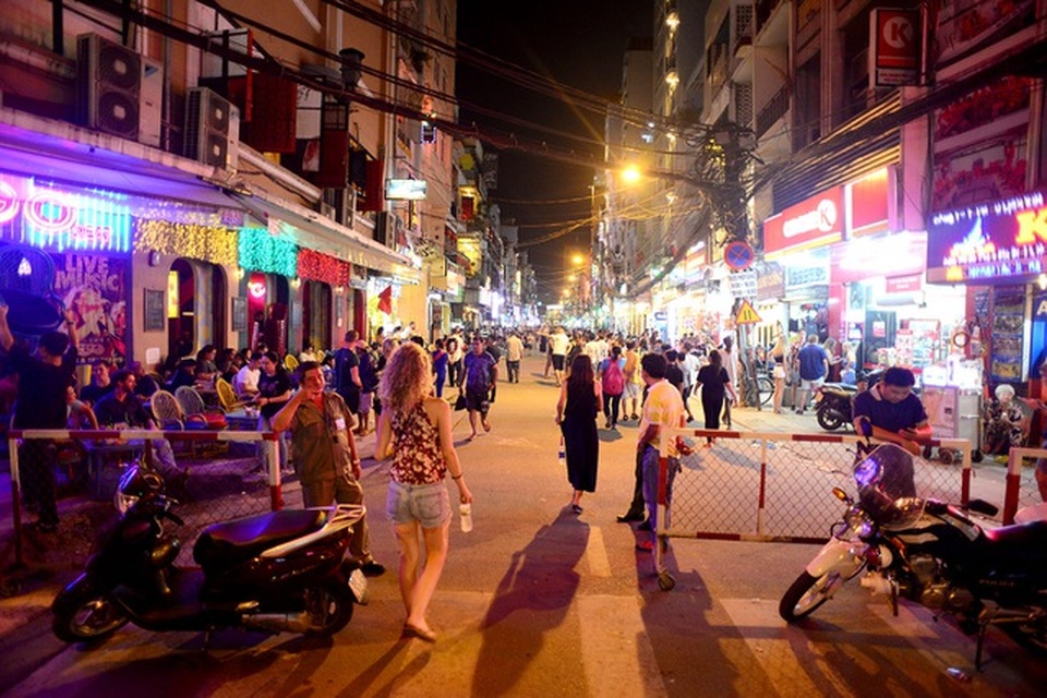 Từ 0h ngày 28/5, TPHCM dừng hoạt động phố đi bộ, chợ đêm,... - 1 Từ 0h ngày 28/5, TPHCM dừng hoạt động phố đi bộ, chợ đêm,... - 1