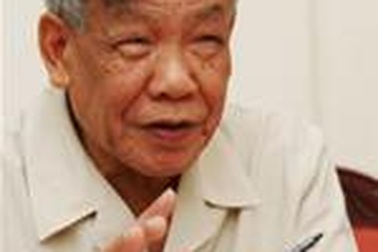 Nguyên Tống bí thư Lê Khả Phiêu: “Phải có bàn tay sắt và bàn tay sạch”