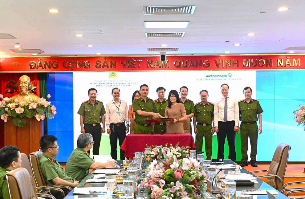 Kết nối app-to-app: Đăng ký thông tin sinh trắc học không cần quét NFC - 2 Kết nối app-to-app: Đăng ký thông tin sinh trắc học không cần quét NFC - 2