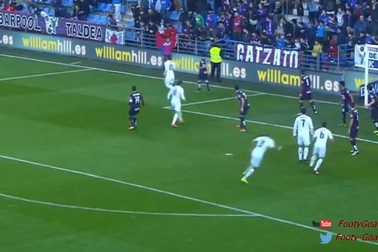 Bale và C.Ronaldo lập công, Real Madrid đánh bại Eibar