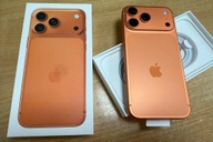 iPhone 17 Pro Max xách tay đắt hơn chục triệu đồng so với máy chính hãng