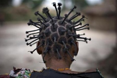 Chùm ảnh: Độc đáo thời trang tóc của phụ nữ Congo