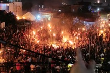 Độc đáo lễ rước lửa đêm giao thừa của người dân làng biển