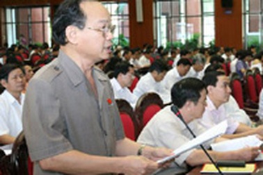 Không phát triển công nghệ cao theo… phong trào