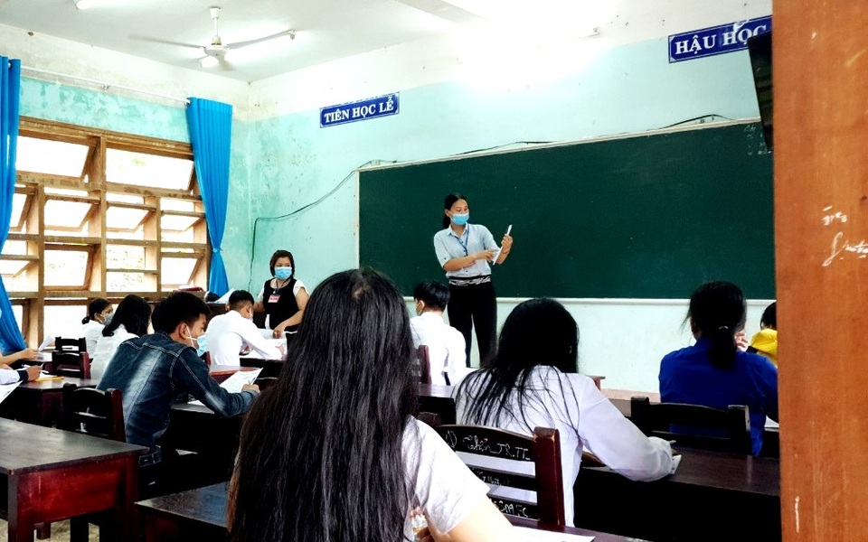 Quảng Nam sẽ tuyển dụng 1.783 giáo viên bằng hình thức thi tuyển - 1 Quảng Nam sẽ tuyển dụng 1.783 giáo viên bằng hình thức thi tuyển - 1