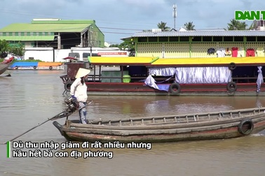 Lái đò chợ nổi Cái Răng mưu sinh mùa dịch