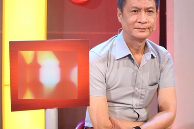 Lê Hoàng “chê” thí sinh hát được cả giọng nam và nữ