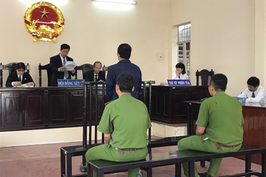 Vụ giải cứu vợ, chồng chịu 16 tháng tù: Kiến nghị xem xét điều tra viên