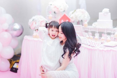 Suri Store và hành trình gây dựng thương hiệu của một hot mom