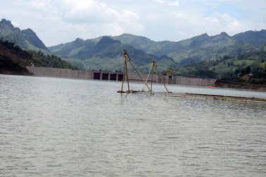 Tìm thấy thi thể cô giáo mầm non bị lũ cuốn trôi