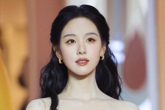 Mỹ nhân thế hệ mới của Trung Quốc “kêu cứu” vì bị đồn là đàn ông đóng giả