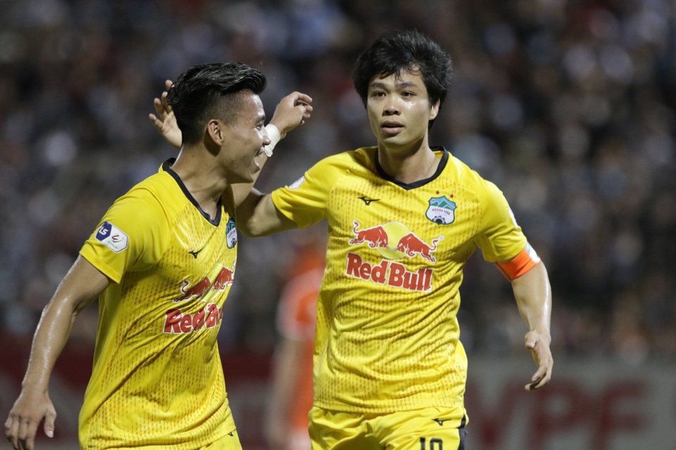 Đà Nẵng 0-2 HA Gia Lai: Bàn thắng siêu đỉnh của Văn Toàn - 5 Đà Nẵng 0-2 HA Gia Lai: Bàn thắng siêu đỉnh của Văn Toàn - 5