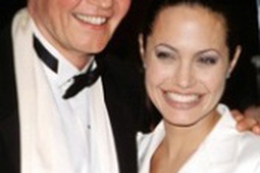 Bất hòa kiểu “sao”