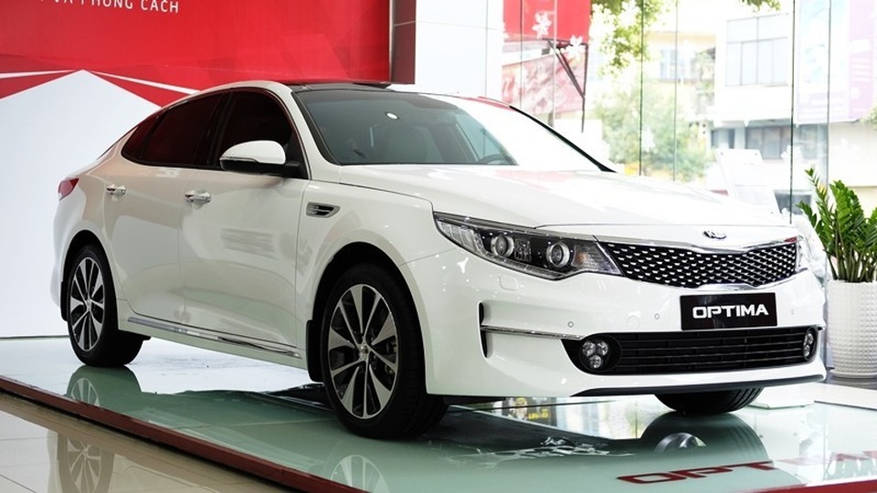 Cuộc đua xả hàng tồn, ô tô giảm sốc tới 800 triệu đồng - 3 Cuộc đua xả hàng tồn, ô tô giảm sốc tới 800 triệu đồng - 3