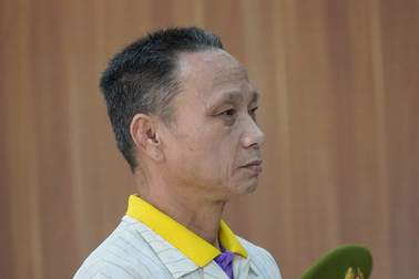 Siết cổ vợ tử vong vì không được ngủ chung