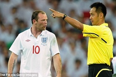 Tổ trọng tài Nhật Bản điều hành trận Việt Nam-Malaysia