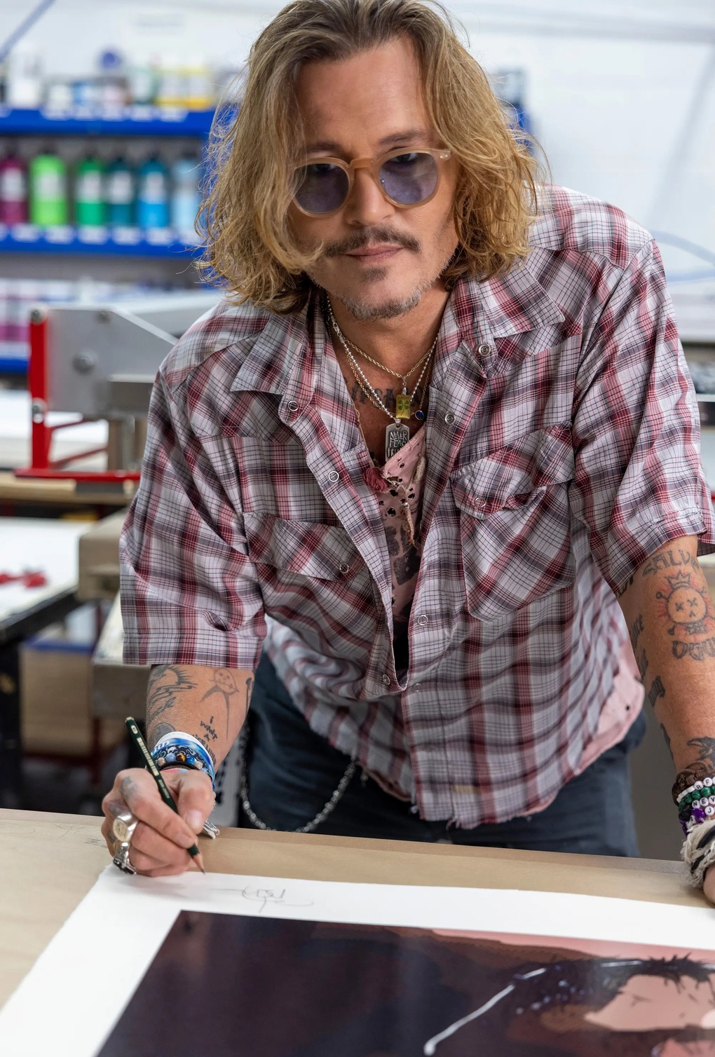 Biến tòa án thành nơi quảng cáo: Johnny Depp là... bậc thầy bán hàng - 3 Biến tòa án thành nơi quảng cáo: Johnny Depp là... bậc thầy bán hàng - 3