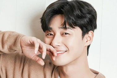 Tài tử "Tầng lớp Itaewon" mắc Covid-19