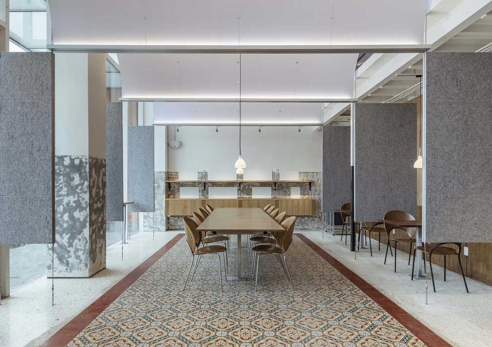 Quán cà phê phân chia không gian độc lạ, càng vào trong càng bất ngờ - 3 Quán cà phê phân chia không gian độc lạ, càng vào trong càng bất ngờ - 3