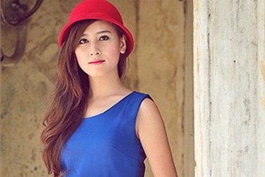 Vẻ đẹp mơ màng của nữ sinh Huế