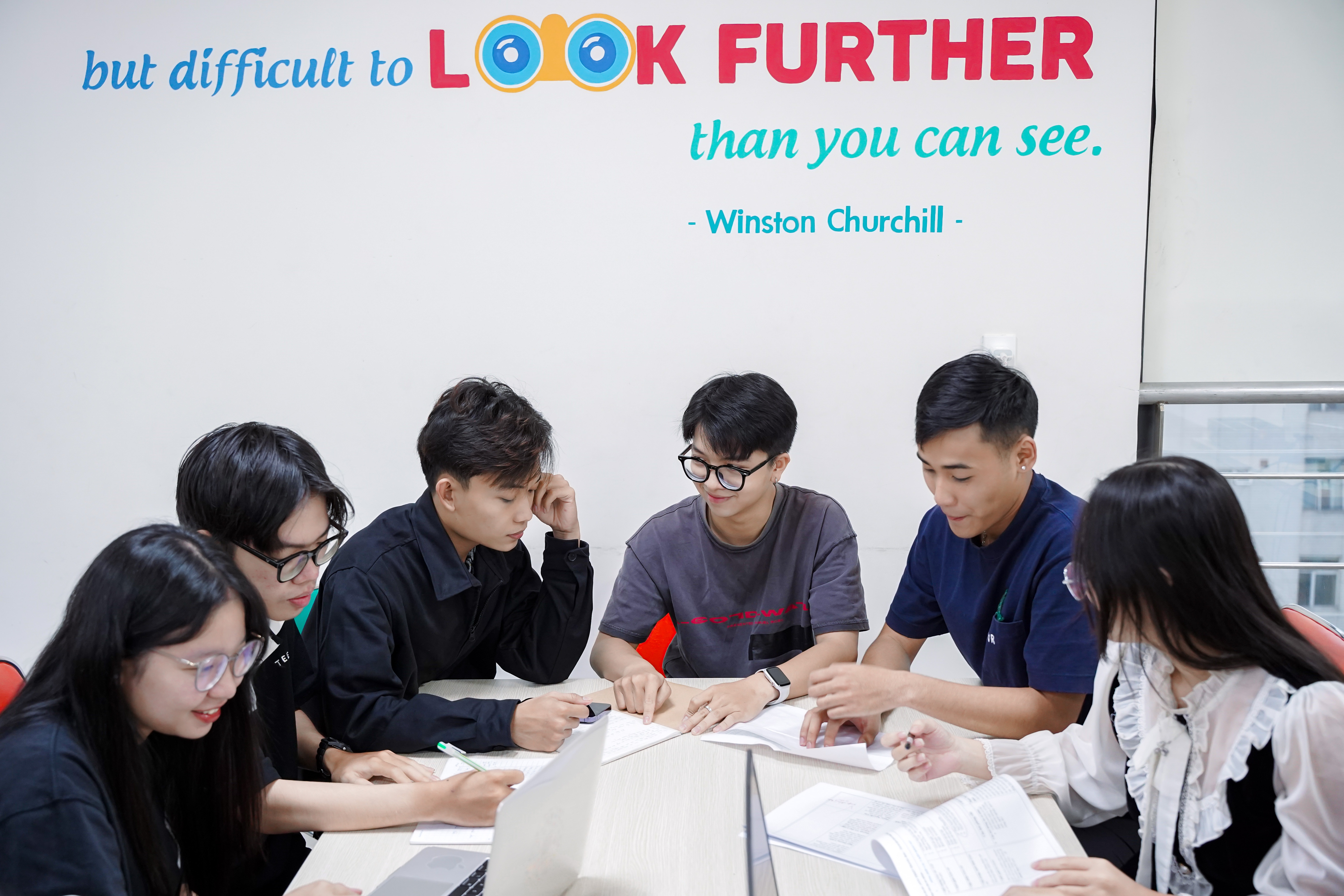 UEF-এ অ্যাকাউন্টিং বেছে নিন, ৩১-২ মে-এর আগে বৃত্তির সুযোগ নিন Chọn ngành kế toán tại UEF, đón cơ hội nhận học bổng trước 31/5 - 2