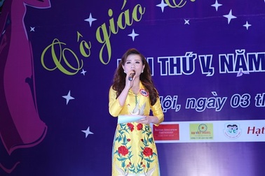 Cô giáo 9x tự tin tỏa sáng ở cuộc thi tài năng duyên dáng