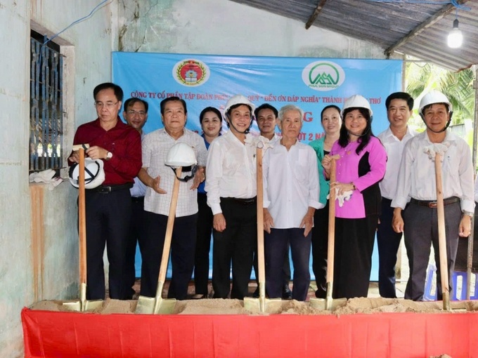 Lễ khởi công xây dựng nhà tình nghĩa.