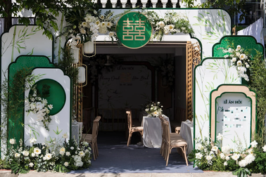 Góc khuất nghề làm rạp cưới "sang chảnh": Kiếm ngon hàng trăm triệu?