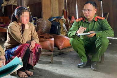 Bé gái 14 tuổi bị gia đình ép lấy cậu ruột làm chồng