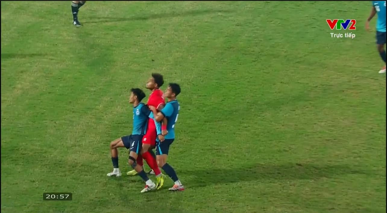 Tuyển Việt Nam vào chung kết AFF Cup: Chơi tất tay, lật đổ tuyển Thái Lan - 3 Tuyển Việt Nam vào chung kết AFF Cup: Chơi tất tay, lật đổ tuyển Thái Lan - 3