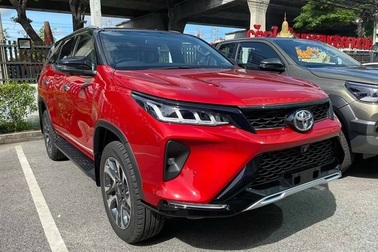 3 mẫu SUV giá tầm một tỷ 'lột xác' với ngoại hình mới