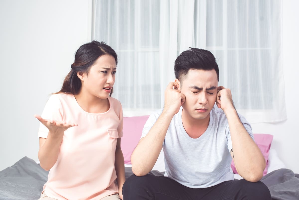 Kona mi sier én ting hele dagen, noe som gjør at jeg blir lei av huset og lei av Tet - 1 Vợ suốt ngày nói một câu khiến tôi chán nhà, chán luôn cả Tết - 1