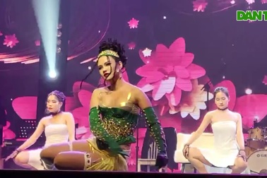 Nữ sinh gây sốt khi hát lại ca khúc của Á hậu Kiều Loan