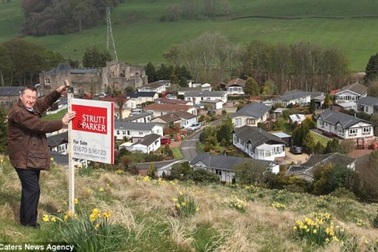 Rao bán cả ngôi làng cổ ở Anh với giá chưa tới 60 tỷ đồng