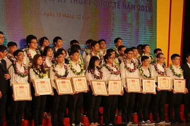 Dấu ấn giáo dục Việt Nam trên đấu trường trí tuệ quốc tế năm qua