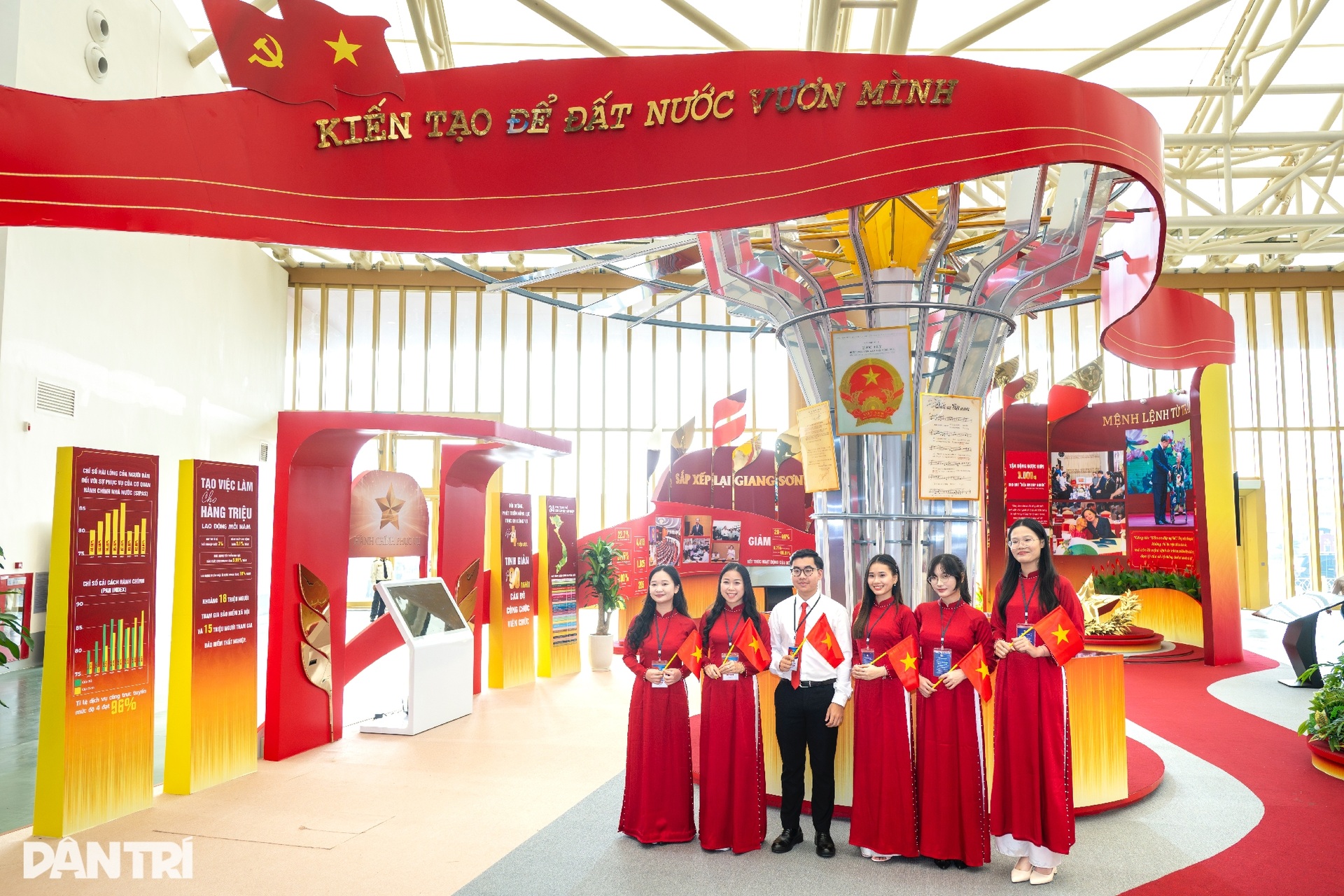 Tổng Bí thư Tô Lâm dự Lễ khai mạc Triển lãm thành tựu đất nước 80 năm - 6 Tổng Bí thư Tô Lâm dự Lễ khai mạc Triển lãm thành tựu đất nước 80 năm - 6
