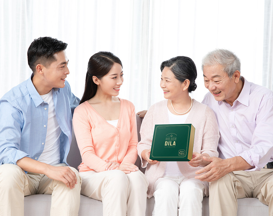 GoldenDila đánh thức sâm của người Việt bằng tinh chất đinh lăng chuẩn hóa - 2 GoldenDila đánh thức sâm của người Việt bằng tinh chất đinh lăng chuẩn hóa - 2