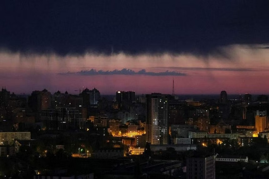 UAV tự sát tập kích Ukraine trong đêm - 1 UAV tự sát tập kích Ukraine trong đêm - 1