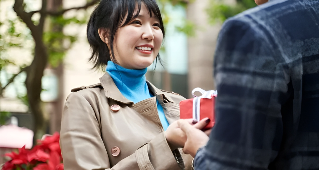 Ngày 14/3 là dịp các chàng trai phải tặng quà cho cô gái mình yêu? - 2 Ngày 14/3 là dịp các chàng trai phải tặng quà cho cô gái mình yêu? - 2