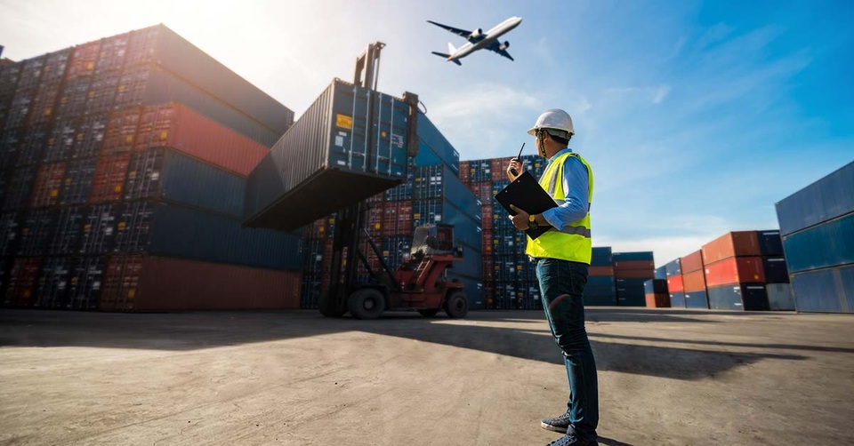 Golden Careers và lời giải cho bài toán khát nhân lực ngành xuất nhập khẩu - Logistics - 3 Golden Careers và lời giải cho bài toán khát nhân lực ngành xuất nhập khẩu - Logistics - 3