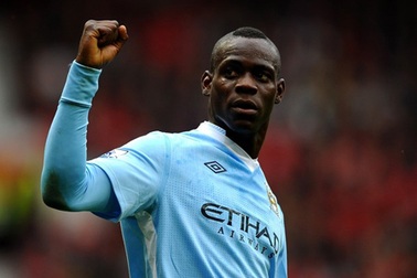 Balotelli và sức ép từ nạn phân biệt chủng tộc tại Napoli