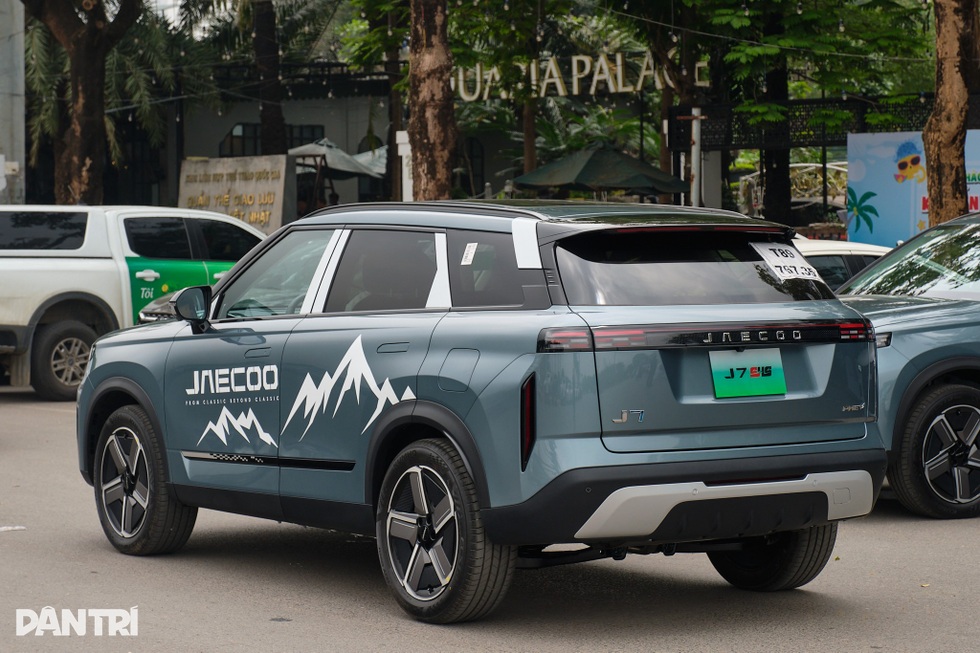 Chênh 20 triệu đồng, hai mẫu PHEV Trung Quốc so kè thế nào về trang bị? - 6 Chênh 20 triệu đồng, hai mẫu PHEV Trung Quốc so kè thế nào về trang bị? - 6