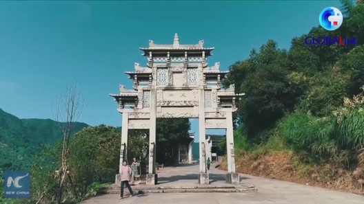 Khoảnh khắc mùa thu ở ngôi làng cổ 600 năm tuổi đẹp bậc nhất Trung Quốc.