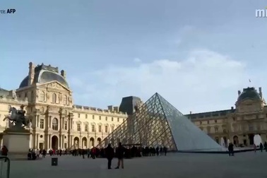 Pháp: Sông Seine vỡ bờ, nước dâng cao kỷ lục trong 30 năm qua