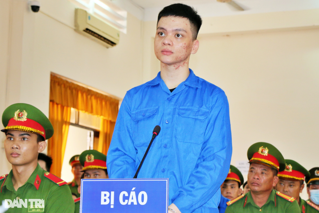 VKS đề nghị tử hình kẻ bắn 2 người chết trong vụ hỗn chiến ở Phú Quốc - 1 VKS đề nghị tử hình kẻ bắn 2 người chết trong vụ hỗn chiến ở Phú Quốc - 1
