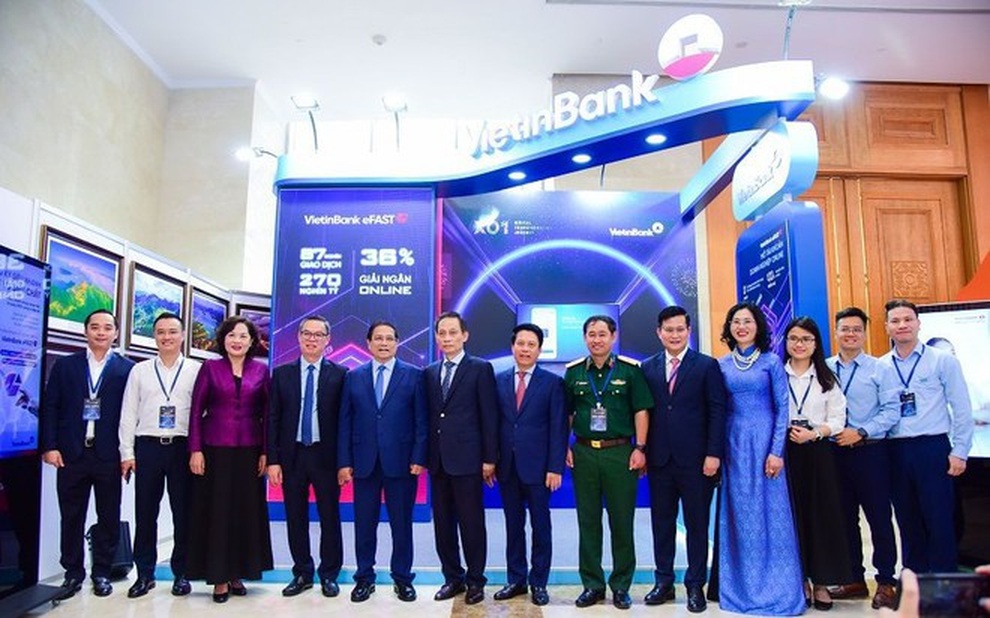 VietinBank - Vươn mình cùng đất nước - 1 VietinBank - Vươn mình cùng đất nước - 1
