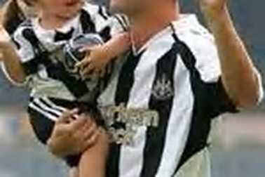 Chiếc áo sọc đen và những đêm trắng...