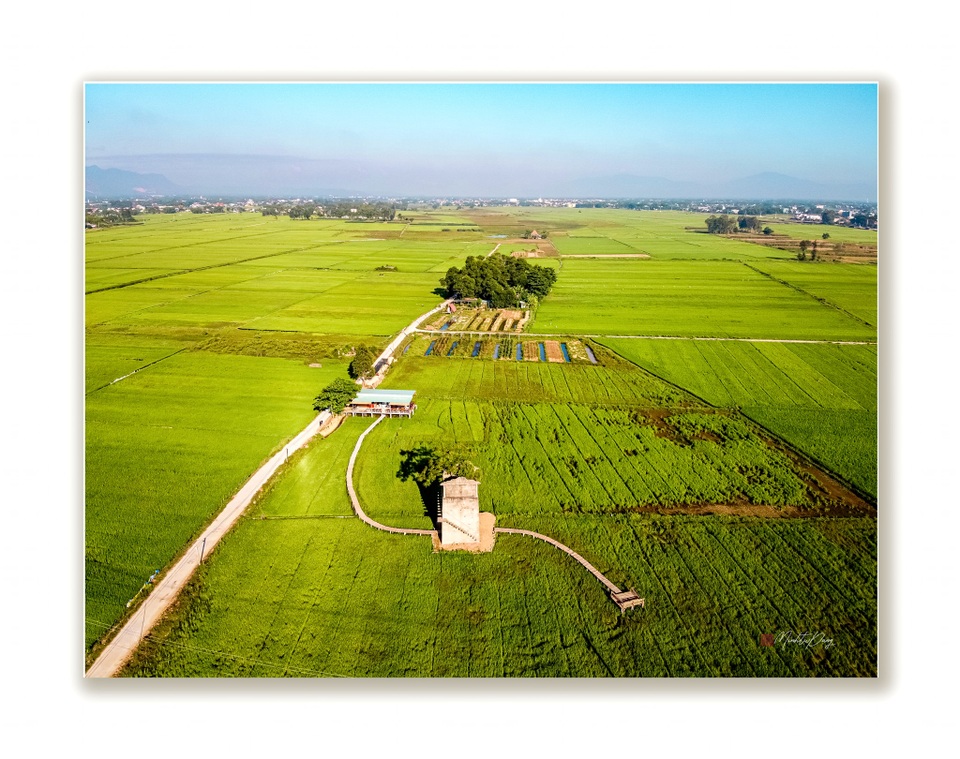 Lò gạch cũ thành điểm check-in gây sốt, khách thích thú chụp hình sống ảo - 1 Lò gạch cũ thành điểm check-in gây sốt, khách thích thú chụp hình sống ảo - 1