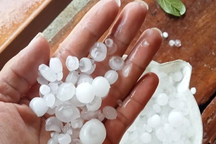 Mưa đá xuất hiện từ miền núi xuống đồng bằng ở Quảng Nam