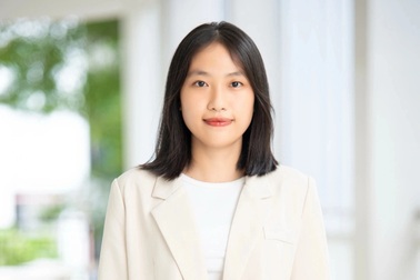 Thủ khoa Trường Đại học Kinh tế - Luật: Cha mẹ không áp lực phải học giỏi